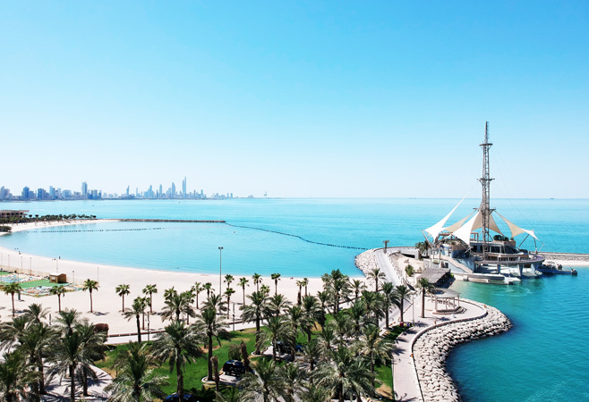 Maki Restaurant at Marina walk seaside. 