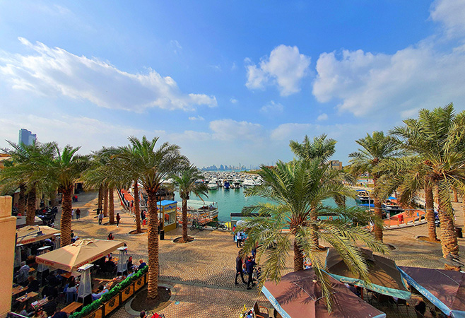 The front of Marina Crescent in Marina Mall