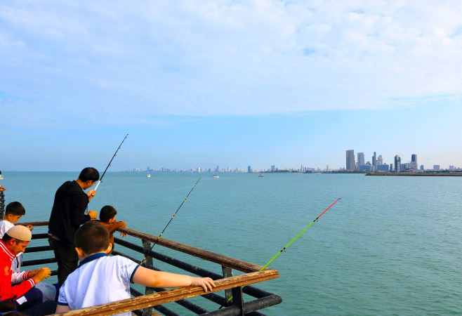 The fishing pier near the Kuwait Towers